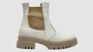 Women's Modern Mid Insulated Chelsea Zip-Up Leather Boots