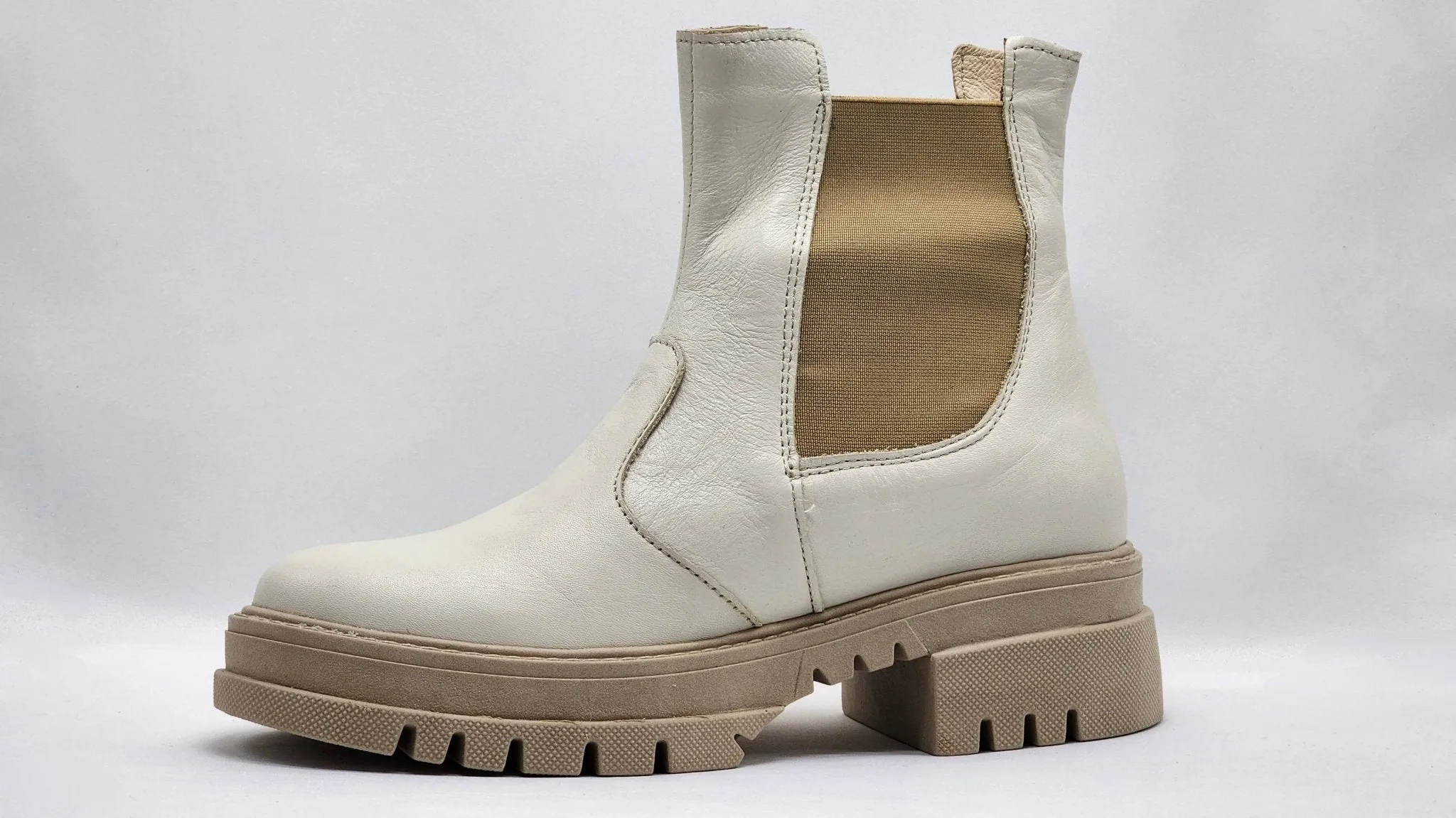Women's Modern Mid Insulated Chelsea Zip-Up Leather Boots
